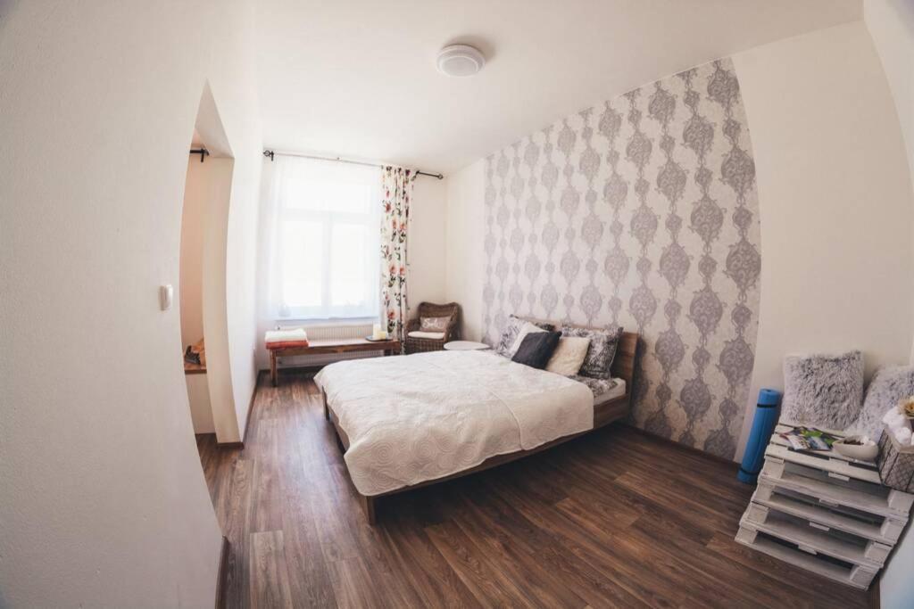 Stylovy Apartman V Centru Nachoda エクステリア 写真
